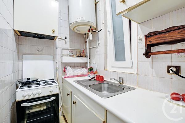 Appartement F2 à vendre  2 pièces - 39 m 2   PARIS  - 75010