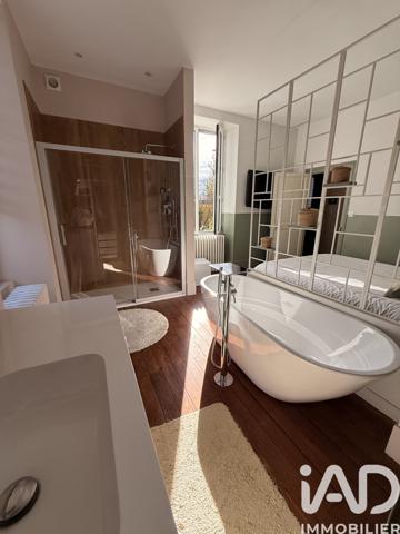 Maison à vendre 5 pièces 147 m² Bourges