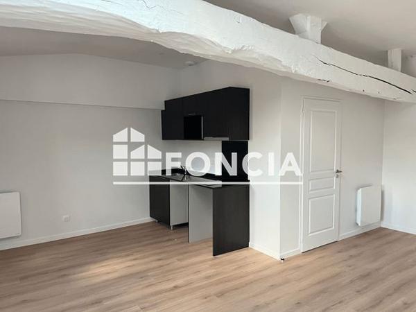 Location Studio 32.54 m² - 8 RUE PAUL PONS Agen 47000
