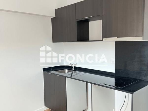 Location Studio 32.54 m² - 8 RUE PAUL PONS Agen 47000