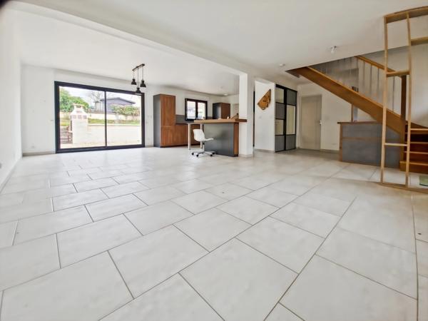 Maison contemporaine 2022 – 4 pièces – 96.8 m² – Secteur calme de Beauvais (60000)