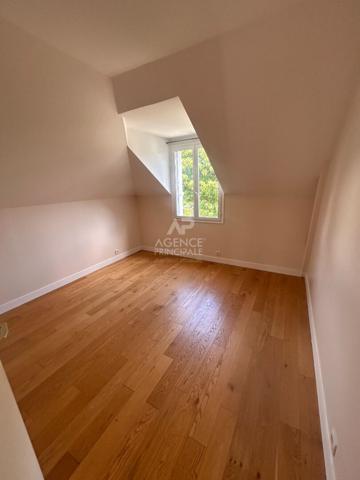 Maison €1 240 000 ** - Référence 13542-cpy