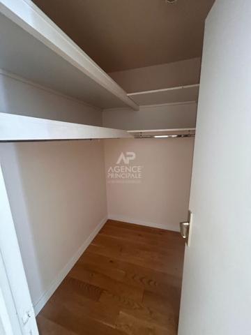 Maison €1 240 000 ** - Référence 13542-cpy