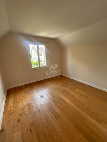 Maison €1 240 000 ** - Référence 13542-cpy