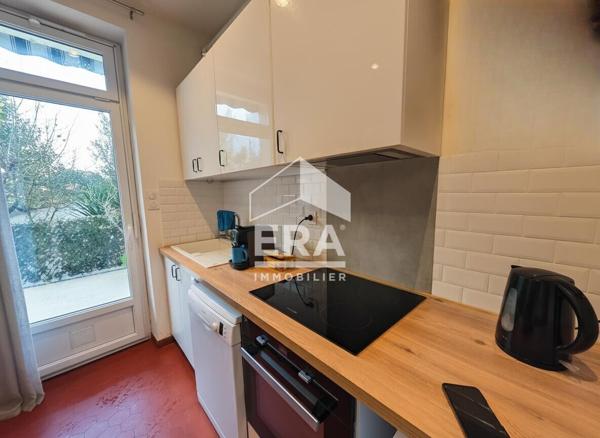 Appartement T4 + Terrasse  de 24m2 à Marseille - Quartier Baille