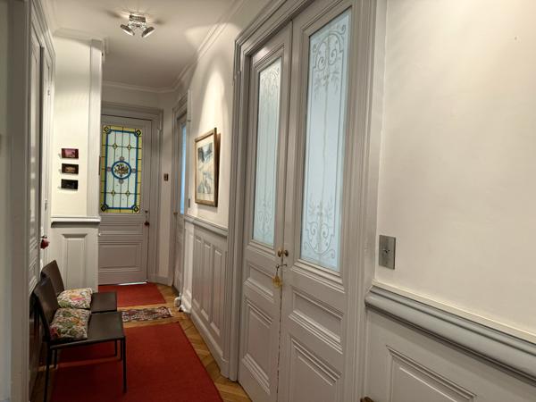 Saint-Étienne (42000) APPARTEMENT BOURGEOIS CENTRE VILLE DORIAN