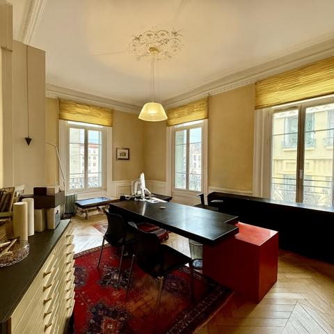 Saint-Étienne (42000) APPARTEMENT BOURGEOIS CENTRE VILLE DORIAN