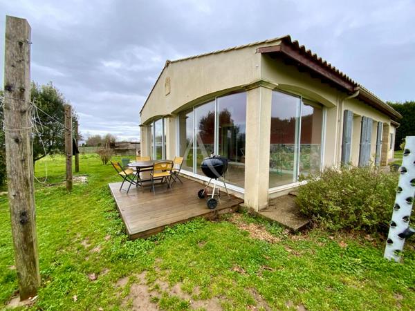 Maison de plain pied proche JONZAC