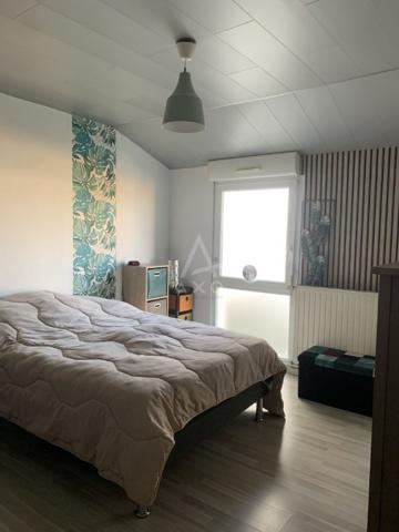 Agréable maison, avec jardin et garage