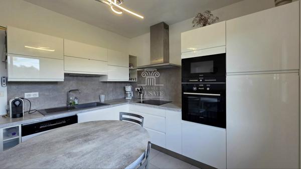 Eauze (32800) MAISON AVEC DOUBLE HABITATION T7 - 203M² EN CAMPAGNE AVEC TERRAIN DE 4250M² ET GARAGE / PROCHE EAUZE