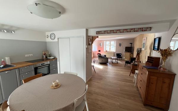 Immeuble à vendre    3 pièces •  Guérande