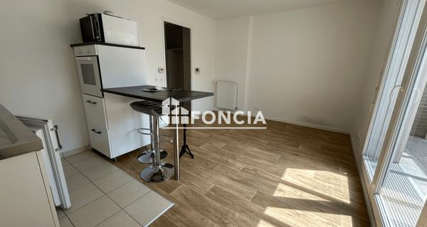 Location Studio 26.11 m² - Villecresnes 94440
