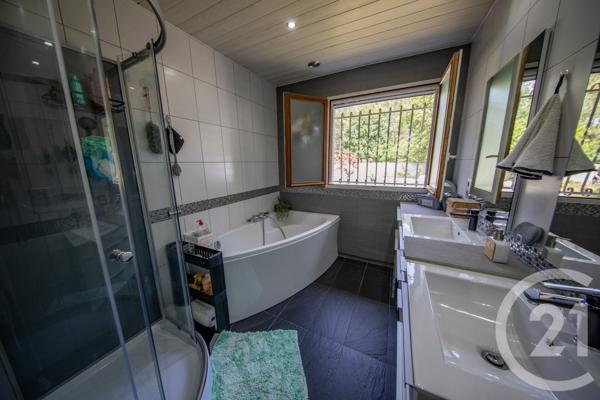 Maison à vendre  7 pièces - 132,99 m2 ST AUBIN DE MEDOC - 33