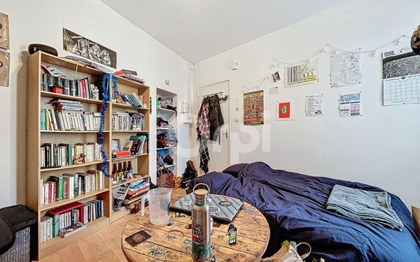 Appartement à vendre    1 pièce •  Brest