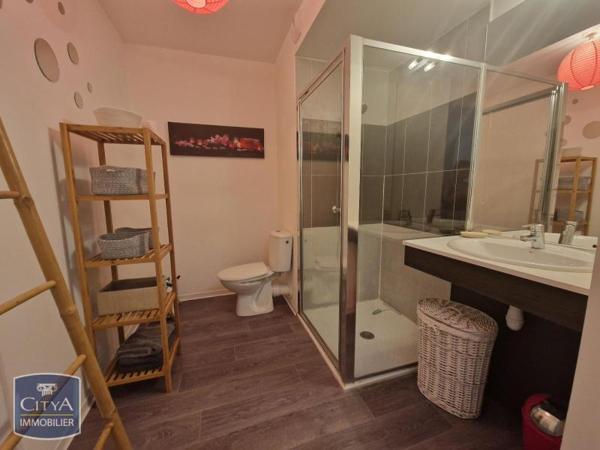 Appartement à louer 2 pièces 46.99m²