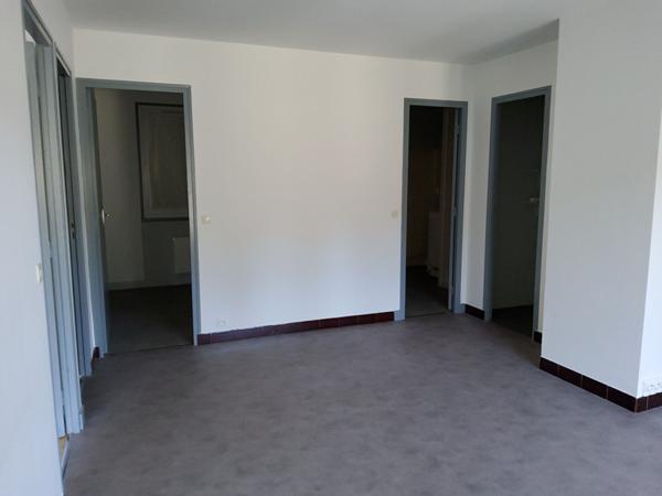Location Appartement 3 pièces Thésée (41140) - centre bourg