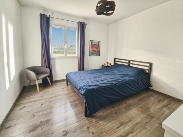 Auch (32000) Maison T6 de 205m2 avec garage en sous-sol, jardin et piscine - 10 min Auch