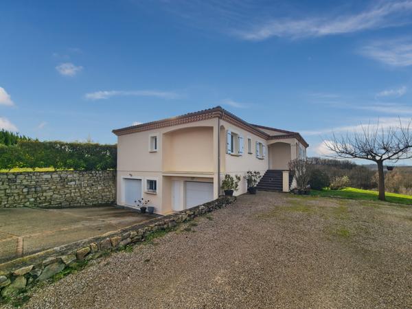 Auch (32000) Maison T6 de 205m2 avec garage en sous-sol, jardin et piscine - 10 min Auch
