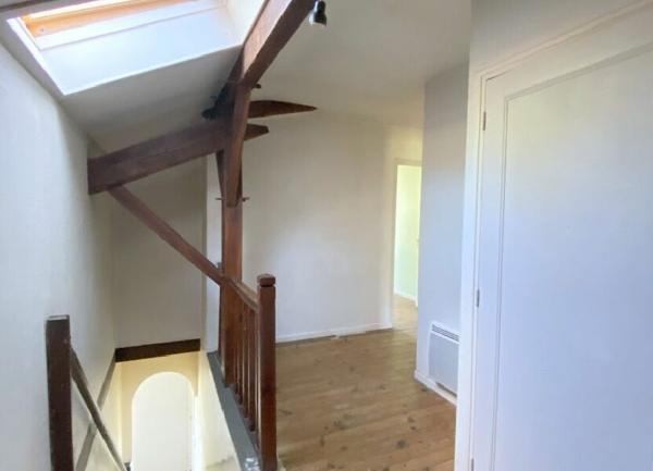 Maison à vendre    5 pièces •  Pomarez