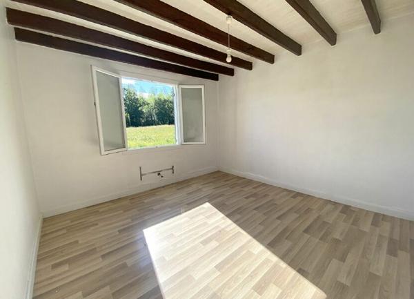 Maison à vendre    5 pièces •  Pomarez