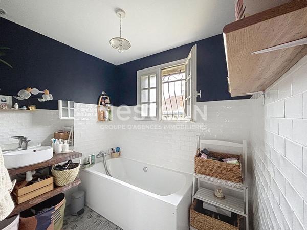 Maison à vendre à Brive-la-Gaillarde - Quartier Roseraie - 5 chambres - Garage - Cuisine d'été -