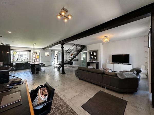 Maison restaurée à vendre à Cézy dans l'Yonne (89410), ref : 2300017