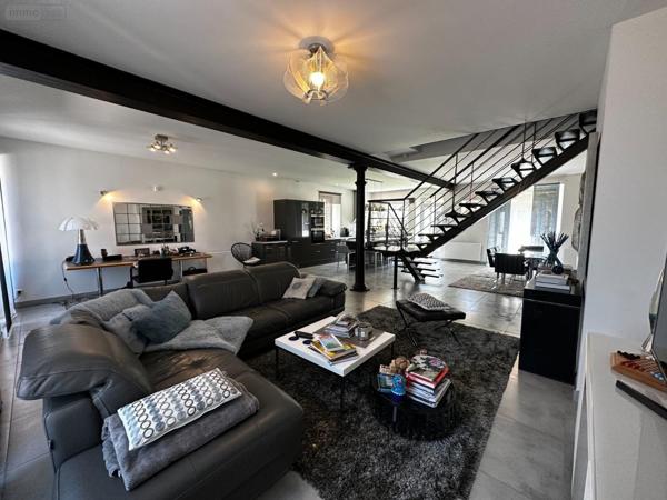 Maison restaurée à vendre à Cézy dans l'Yonne (89410), ref : 2300017