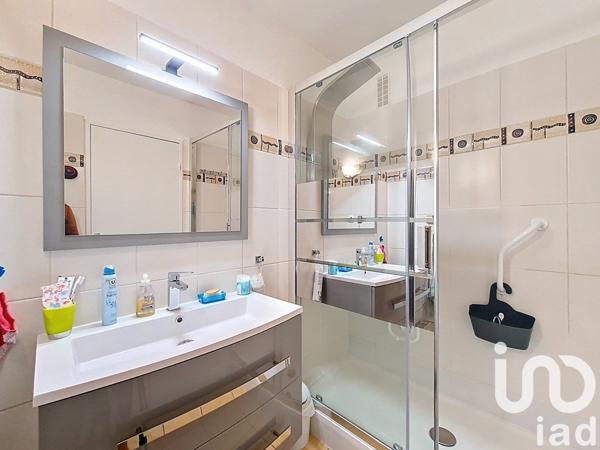 Appartement 4 pièces de 72 m² à Chatou (78400)