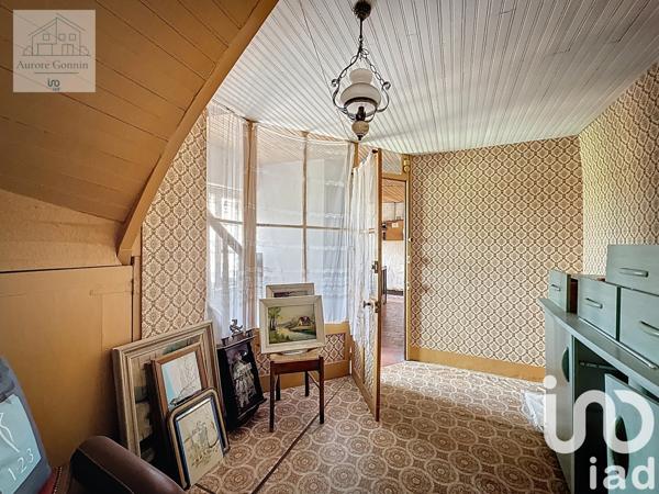 Maison à vendre 10 pièces 148 m² Saint-Pierre-le-Moûtier