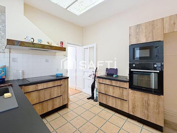 MAISON AVEC JARDIN ET GARAGE – QUARTIER CHANTE ALOUETTE A ROCHEFORT