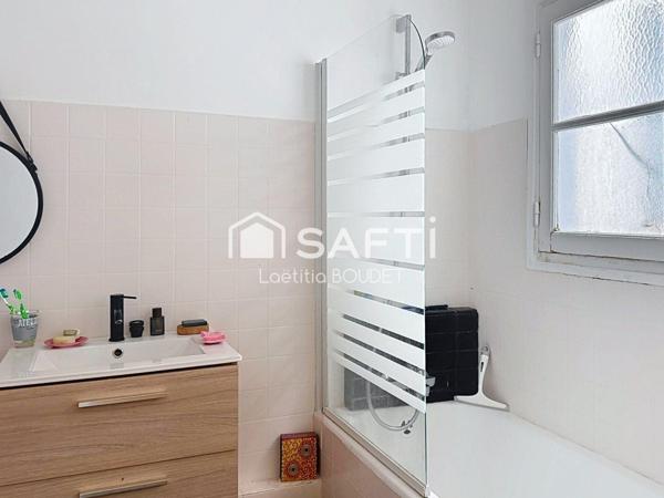 MAISON AVEC JARDIN ET GARAGE – QUARTIER CHANTE ALOUETTE A ROCHEFORT