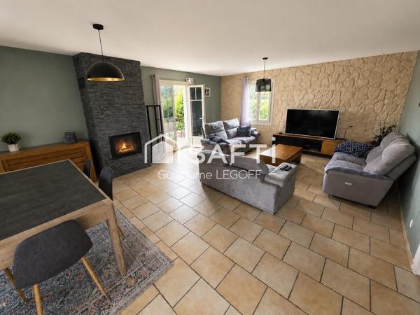 Maison 6 pièces de 165m2 sur un terrain de 1453m2