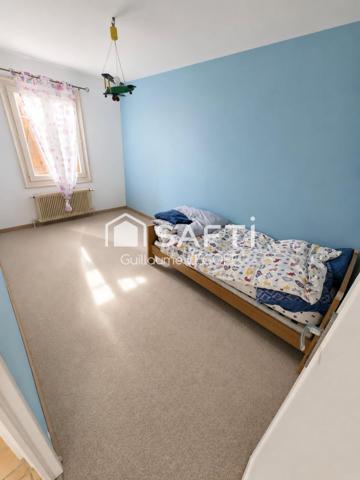 Maison 6 pièces de 165m2 sur un terrain de 1453m2