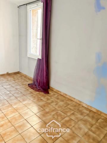 Maison à vendre 4 pièces (84), 3 chambres, Jardin. A RENOVER - Réalpanier.