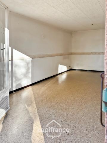 Maison à vendre 4 pièces (84), 3 chambres, Jardin. A RENOVER - Réalpanier.