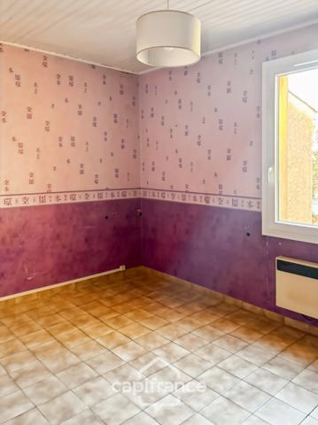 Maison à vendre 4 pièces (84), 3 chambres, Jardin. A RENOVER - Réalpanier.