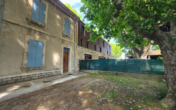 Maison à louer    5 pièces • 109,72 m2 Saint-Martin-de-Crau