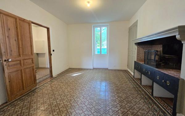 Maison à louer    5 pièces • 109,72 m2 Saint-Martin-de-Crau