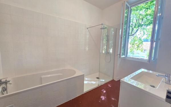 Maison à louer    5 pièces • 109,72 m2 Saint-Martin-de-Crau