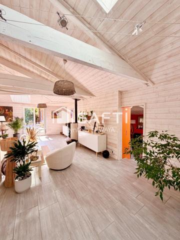 Maison pleine de charme au calme avec dépendance, terrasse intimiste et piscine!