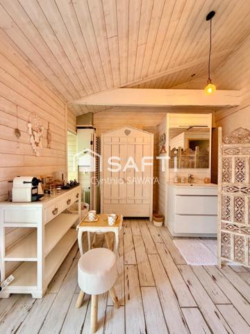 Maison pleine de charme au calme avec dépendance, terrasse intimiste et piscine!