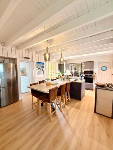 Maison pleine de charme au calme avec dépendance, terrasse intimiste et piscine!