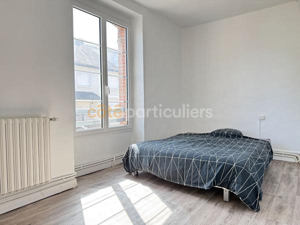 Vente
                Maison72 m² - 4 Pièces -
                    LAVAL (53000)