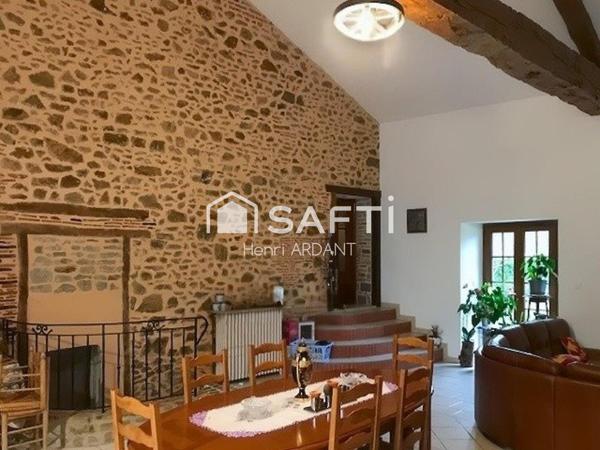 De la pierre, et de l'espace pour recevoir, dans un hameau proche LIMOGES