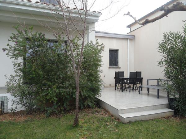 Maison individuelle à vendre à Vauvert dans le Gard (30600), ref : 11411/443