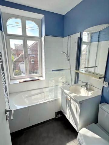 Location Maison 6 pièces 125 m2 à Wasquehal