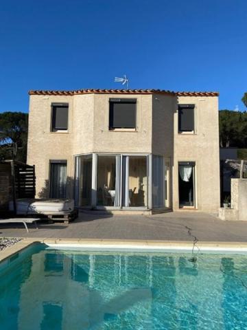 Maison Palaja 7 pièce(s) 146 m2 sur terrain de 1500 m² environ