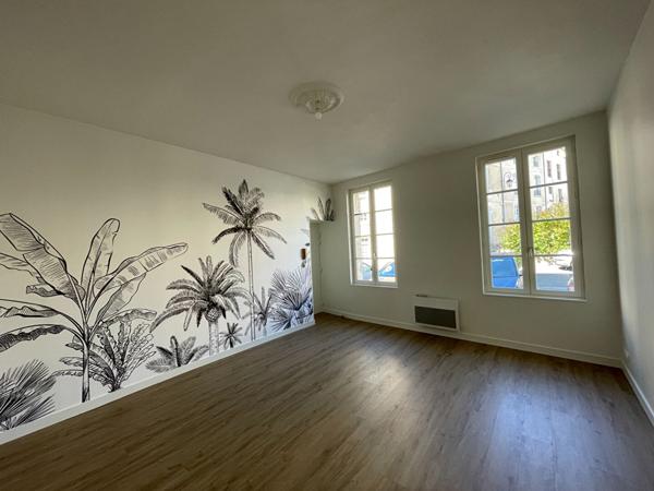 Appartement Fontenay Le Comte 2 pièce(s)