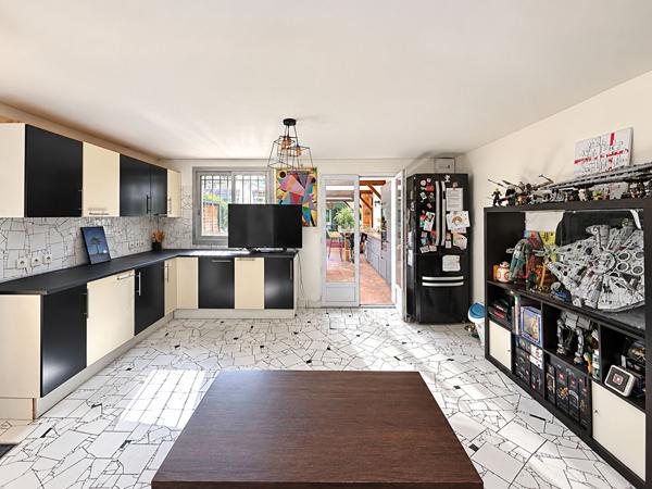 Maison 7 pièces 245 m2