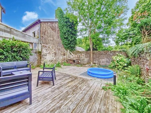 Maison de 6 pièces, 125 m2 à Roudouallec (56110)